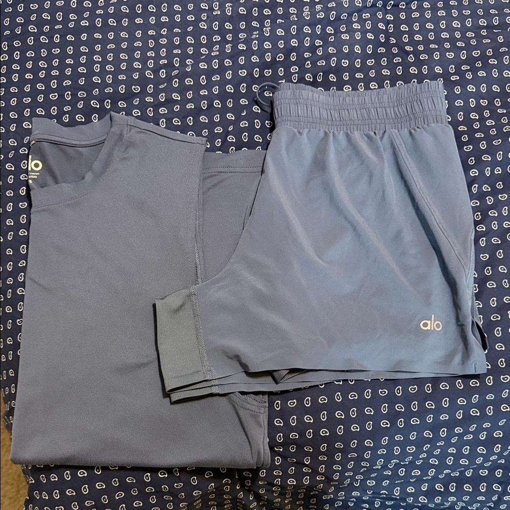 ALO Yoga Navy Activewear Set